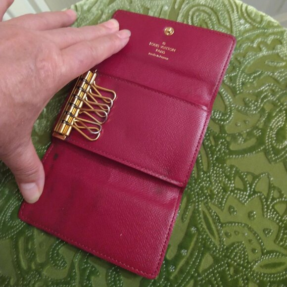 Louis Vuitton 6 Key Case Fuchsia - Picture 9 of 12